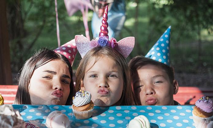 Comment organiser un anniversaire fille thème licorne 100 % réussi ?